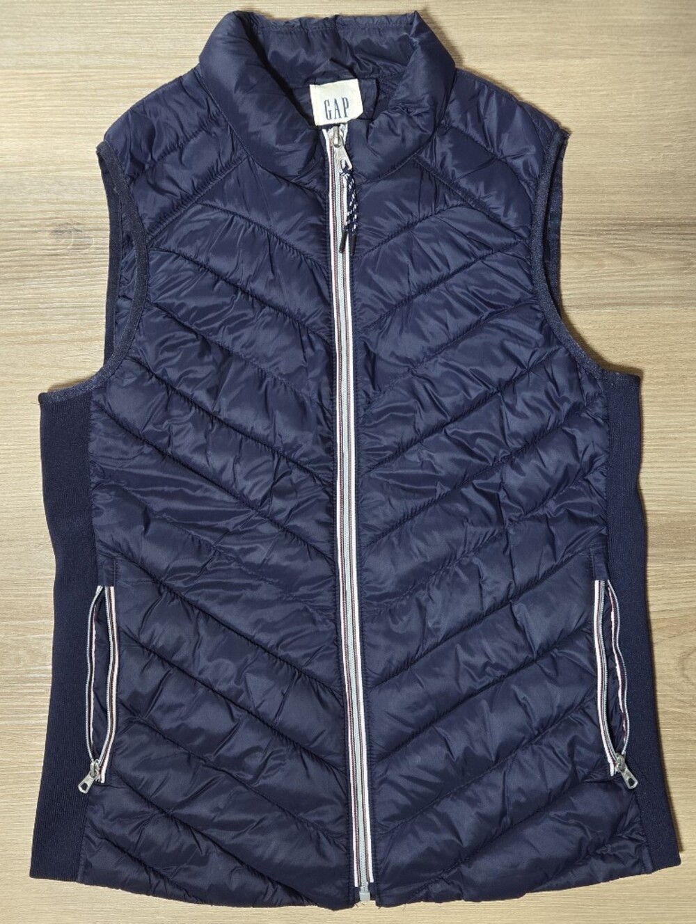 GAP Women’s Navy Quilted Vest with Zip Pockets